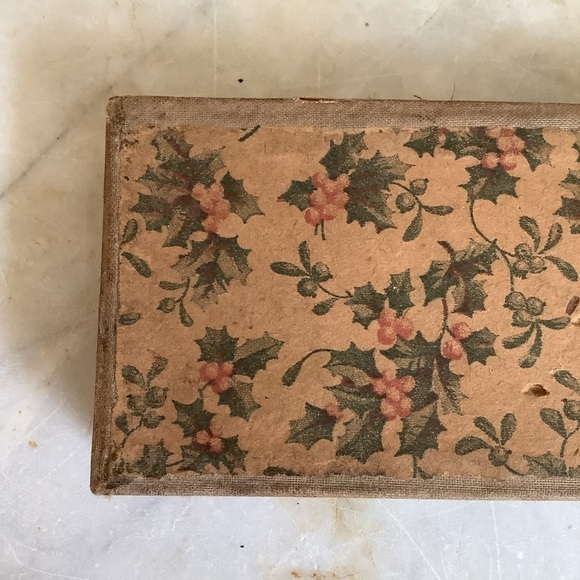 Victorian Antique Jewelry Glove Box - Picture 5 of 8